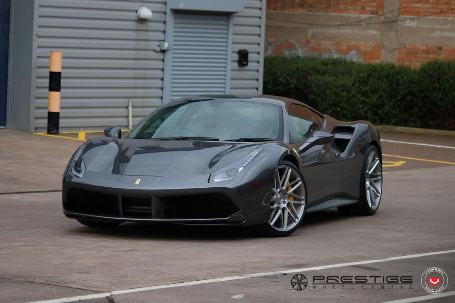  Ferrari 488 GTB on Vossen Wheels (VPS-314T) 2017 года  (фото 4 из 25)
